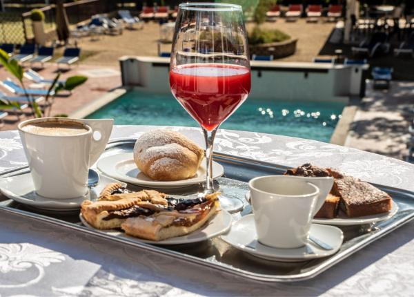 fortunaresort fr offre-padel-toscane-a-l-hotel-avec-piscine 013